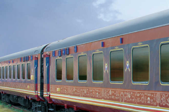 top-10-popular-trains-in-india-by-travelkhana