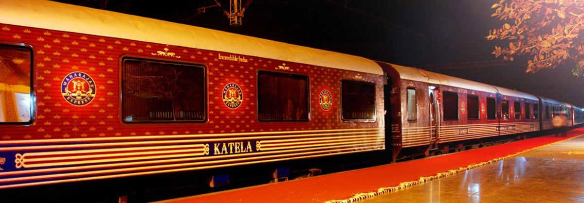 top-10-popular-trains-in-india-by-travelkhana