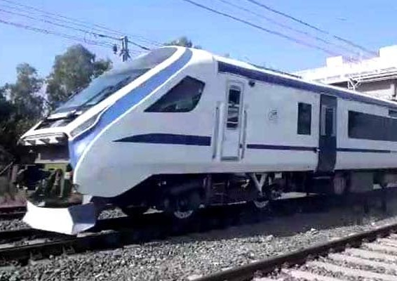 v207jko_train-18-trial-run-indian-railways-ndtv_625x300_03_December_18